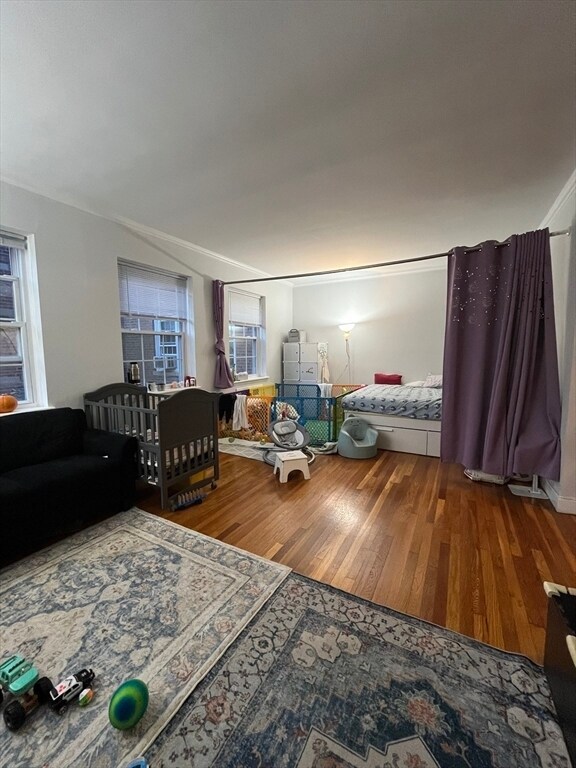 Building Photo - 1574 Beacon St