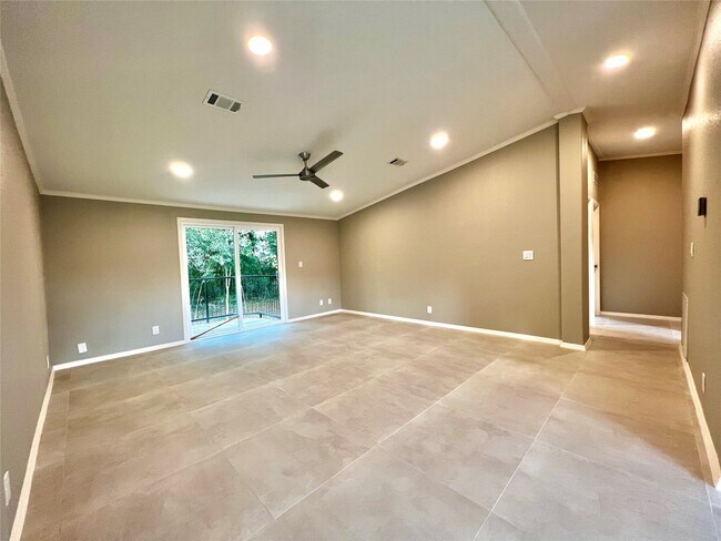 Building Photo - 14505 Alice Rd