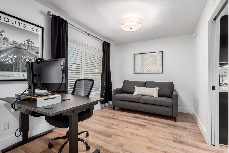 Building Photo - 7730 E Buena Terra Way