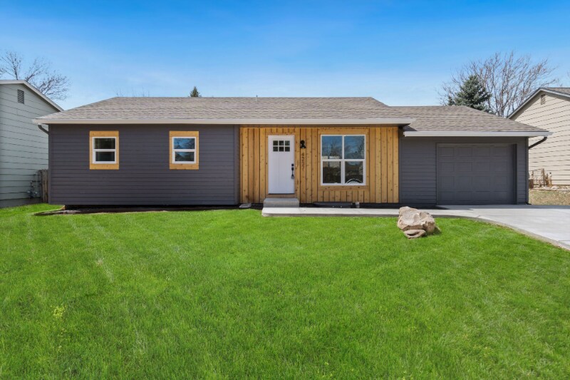Primary Photo - 4237 Goldeneye Dr