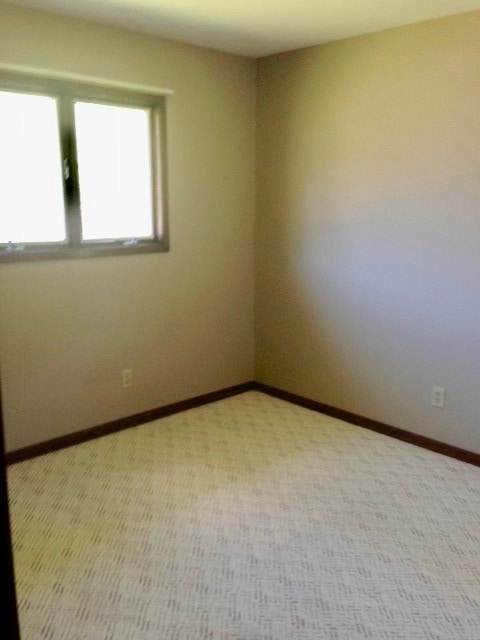 Building Photo - 2921 Northland Dr