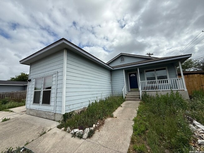 Building Photo - 4601 Bundyhill Dr