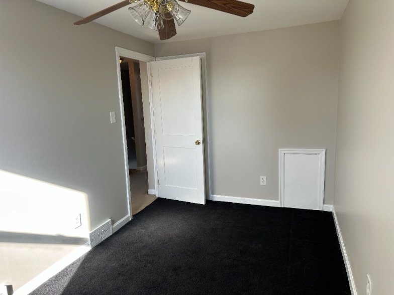 Building Photo - 1961 Carter Rd