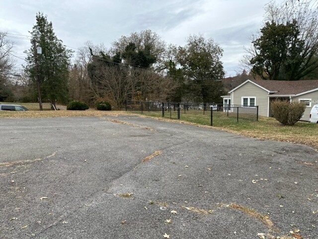 Parking Area - 406 W Franklin St