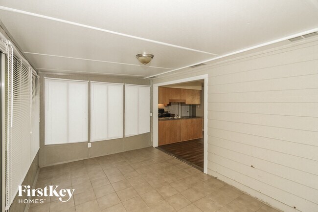 Building Photo - 4308 Rosswood Dr