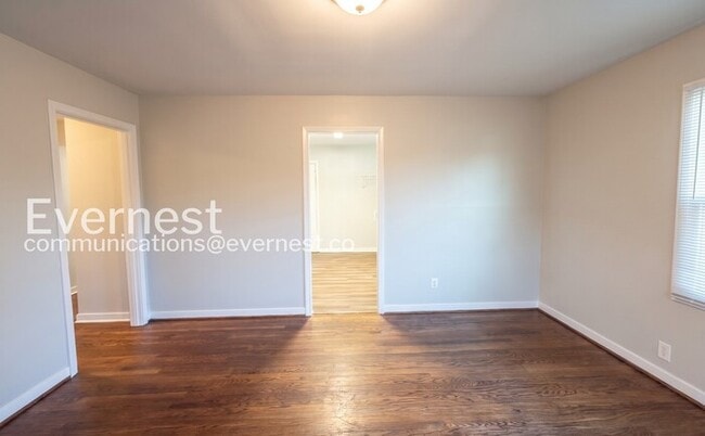 Building Photo - 5725 Avenue O