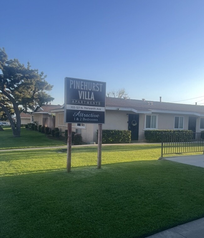 Building Photo - Pinehurst Villa