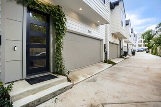 Building Photo - 540 Janisch Rd