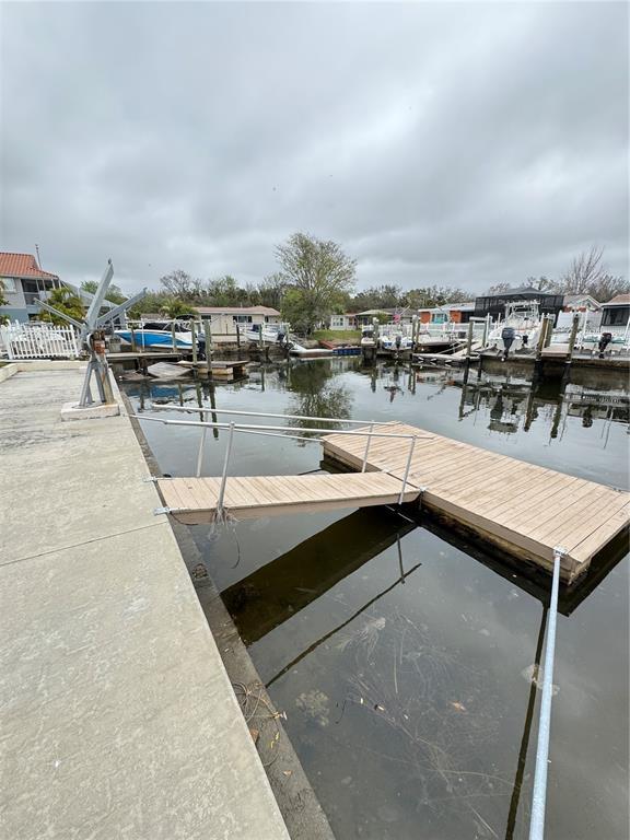 Building Photo - 4820 Shell Stream Blvd