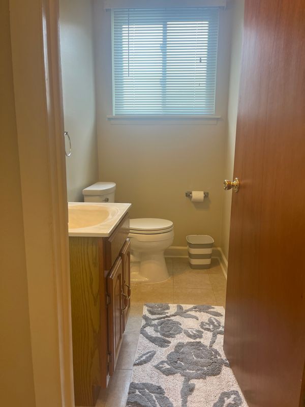 Building Photo - 87 Carter Dr