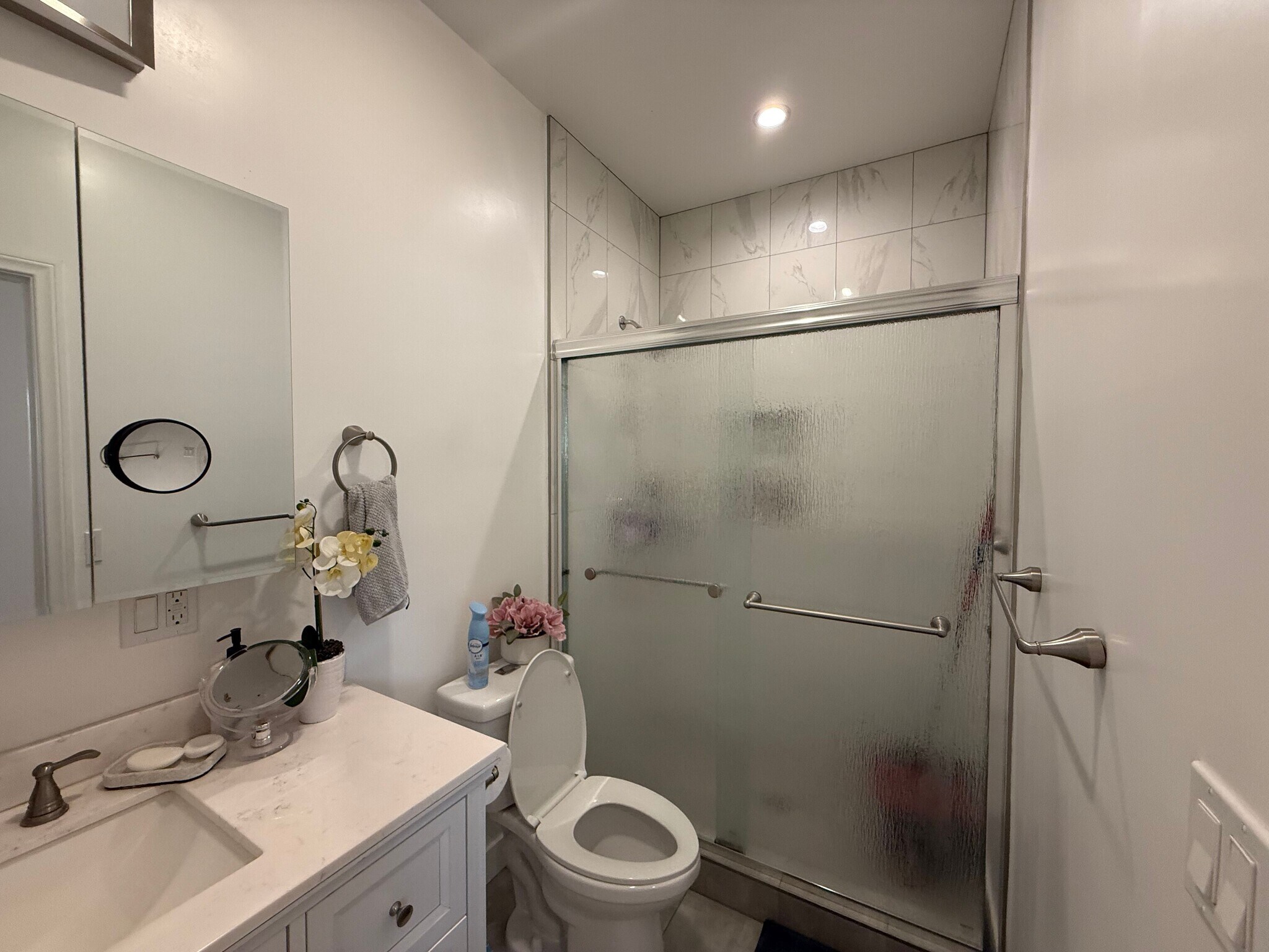 Building Photo - 15513 Andrae Ct