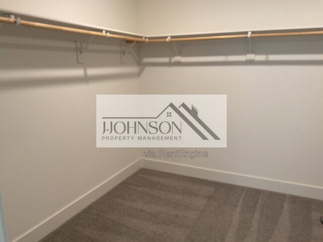 Building Photo - 1160 Richardson Rd
