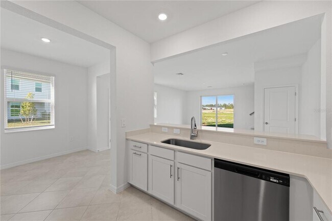 Building Photo - 14971 White Pearl Rd