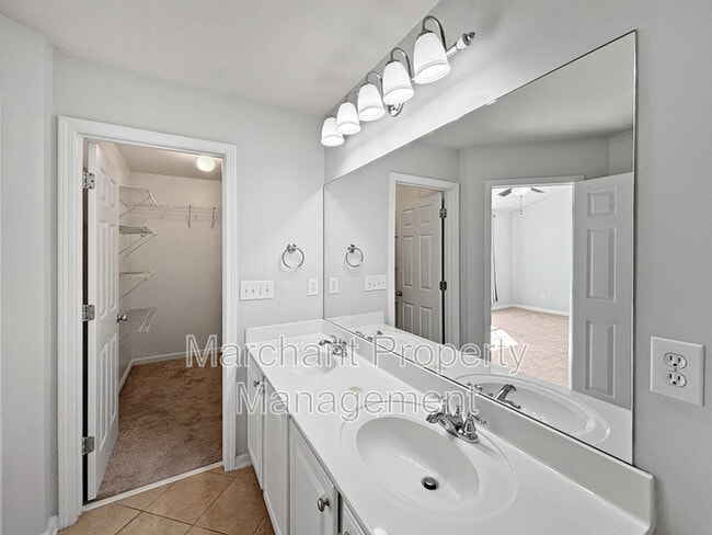 Building Photo - 311 Pampas Ct