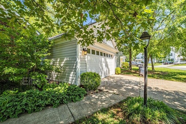 Building Photo - 3503 Brooktree Ln