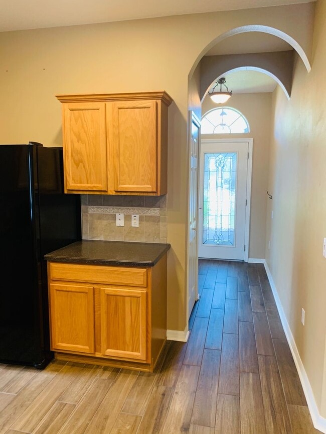 Building Photo - Waterfront View! 4 bed 2 bath 2 car garage