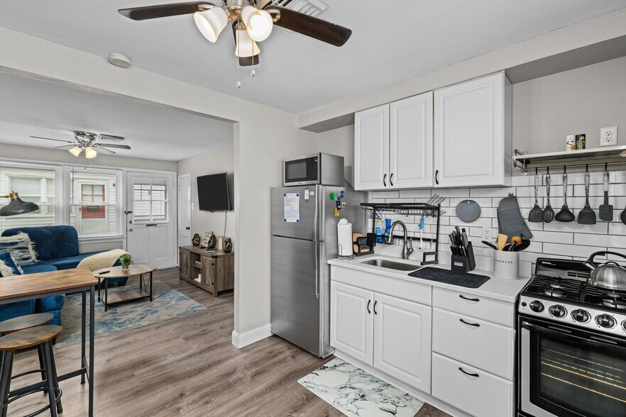 Building Photo - 6620 Wise Ave