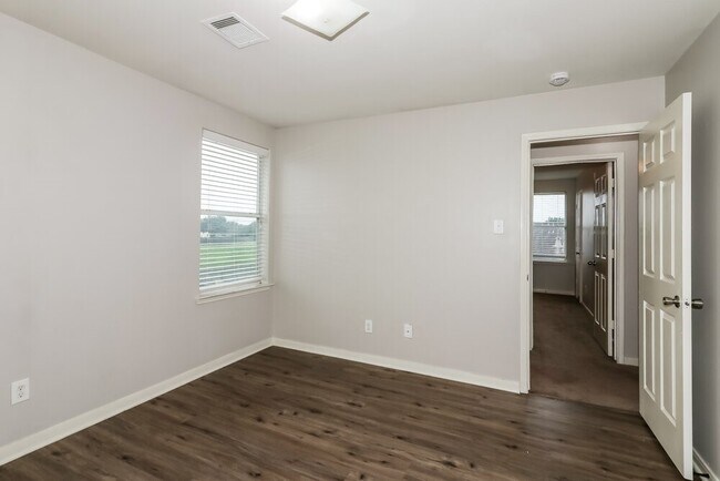 Building Photo - 4607 Wheatstone Ct