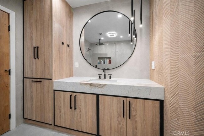 Building Photo - 7911 Hillrose St