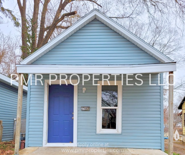 Primary Photo - 1 Bed / 1 Bath Studio