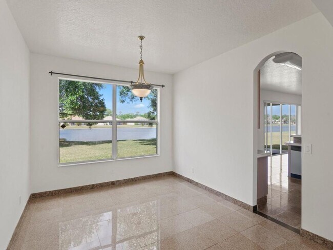 Building Photo - 4Bed/3Bath Executive Style Home~Pond View~...