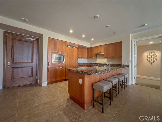 Building Photo - 5068 Scholarship