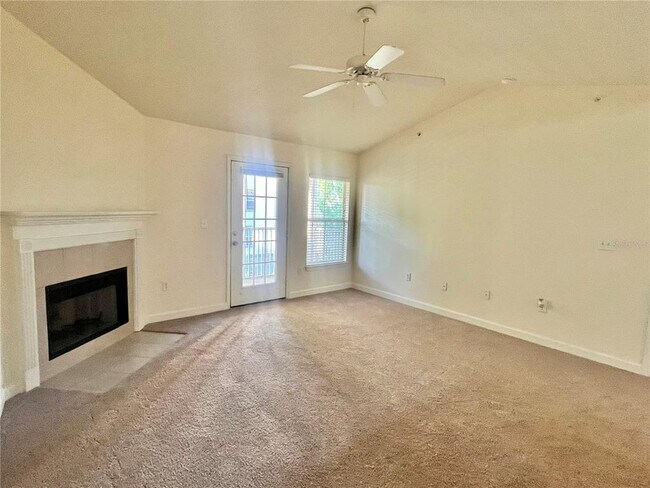 Building Photo - 18469 Bridle Club Dr