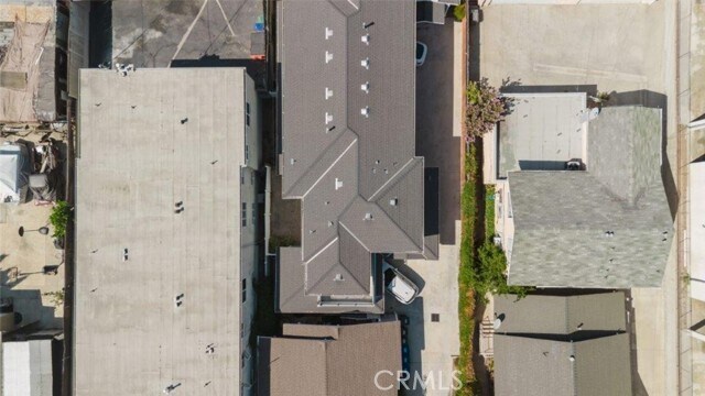 Building Photo - 1909 Gardena Ave