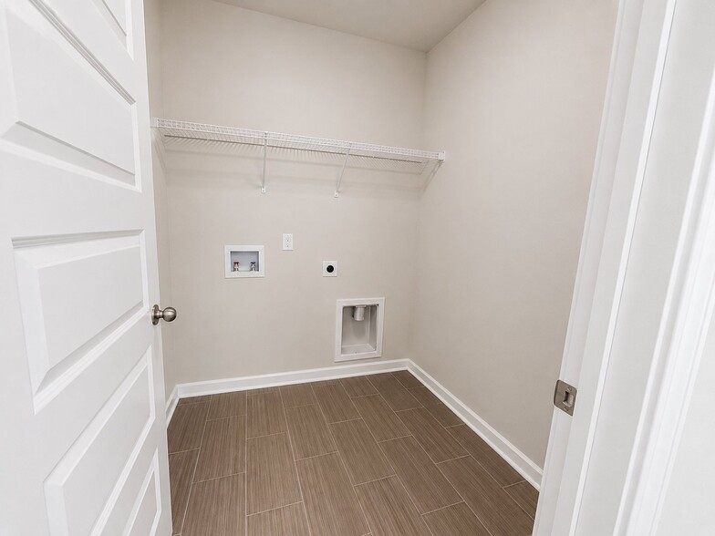 Building Photo - 4013 Associate Dr E