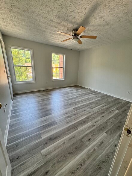 Building Photo - 75 Davis Mill Ct