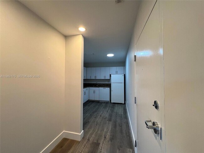 Building Photo - 21133 SW 85th Ave