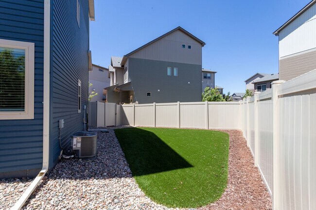 Building Photo - Move-In Ready Home in Desirable Banning Lewis Ranch!!