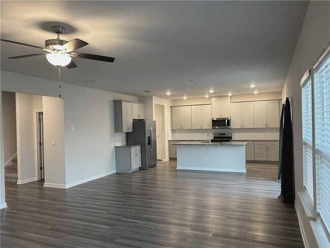Building Photo - 6901 Durham Ln