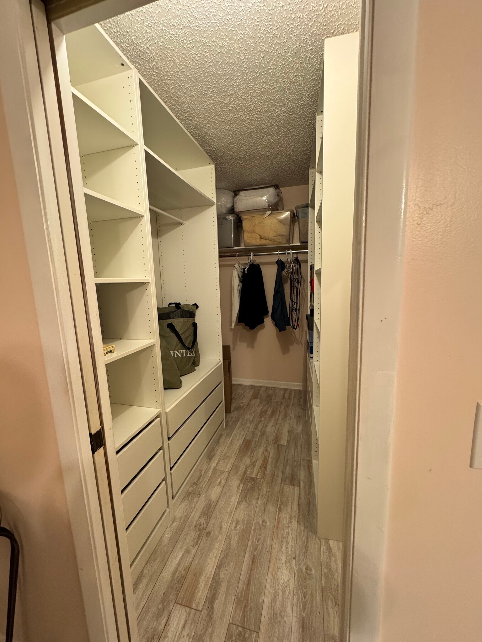 Building Photo - 4007 Yarmouth a