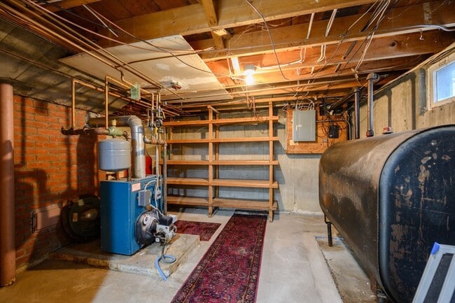 Building Photo - 25 Bayberry Ln