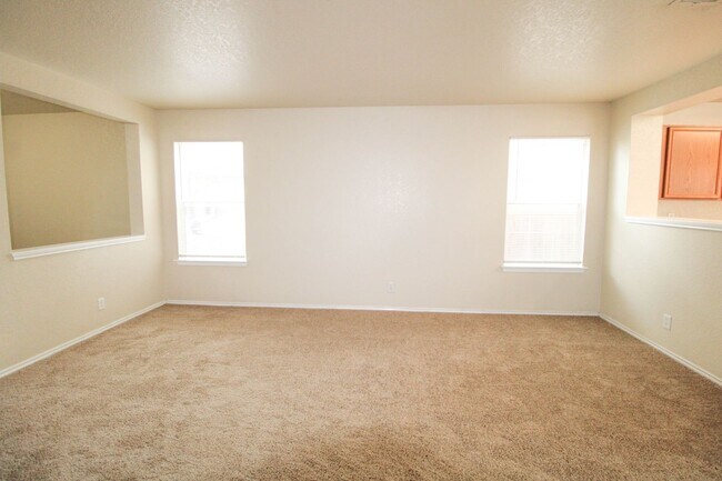 Building Photo - 16122 Branching Oaks