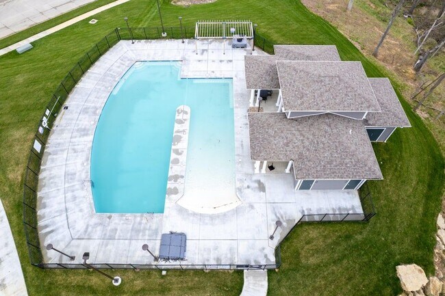 Building Photo - 4413 Royal County Rd