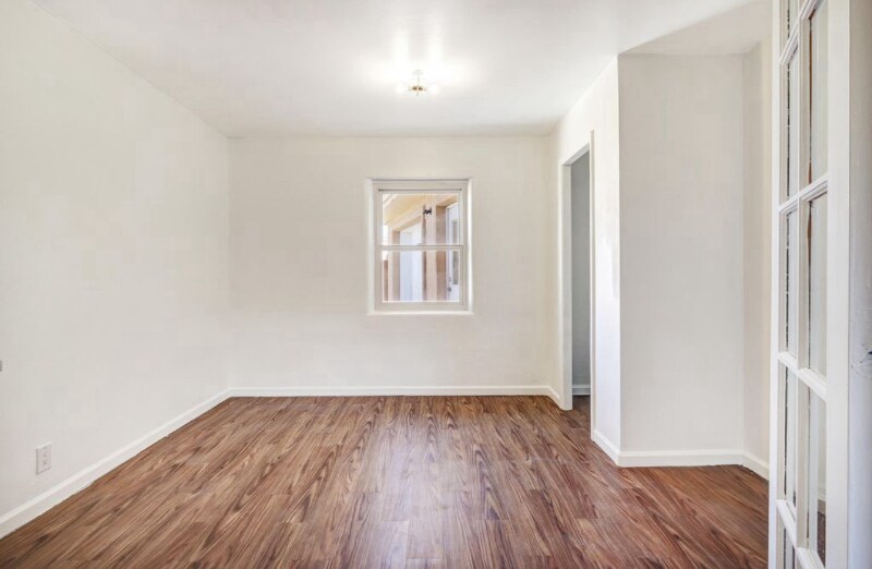 Building Photo - 2424 Vista Grande Dr NW