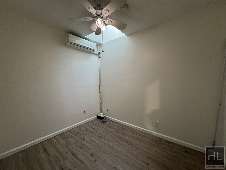 Building Photo - 289A Cooper St