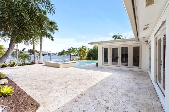 Building Photo - Northeast 12th Street, Fort Lauderdale, FL 33304 - 3 BR 2 BA single-family home