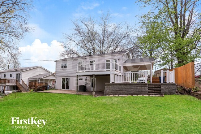 Building Photo - 1331 Glenstone Dr