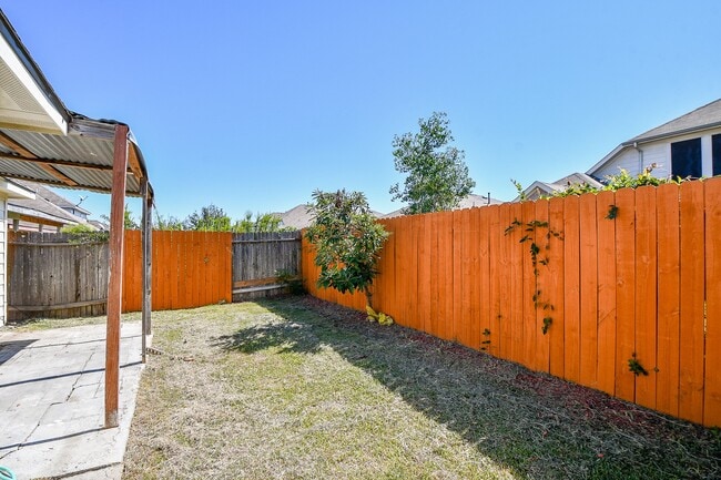 Building Photo - 13979 Maximos Dr
