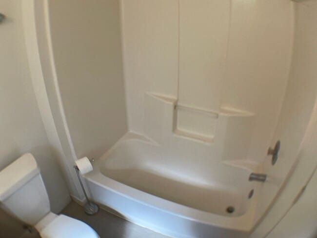 Building Photo - Delightful 2 bedroom 1 bathroom home in Sunnsyside!