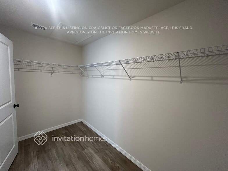 Building Photo - 623 NW 3rd Terrace