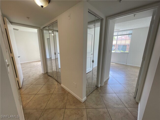 Building Photo - 1210 Wildwood Lakes Blvd