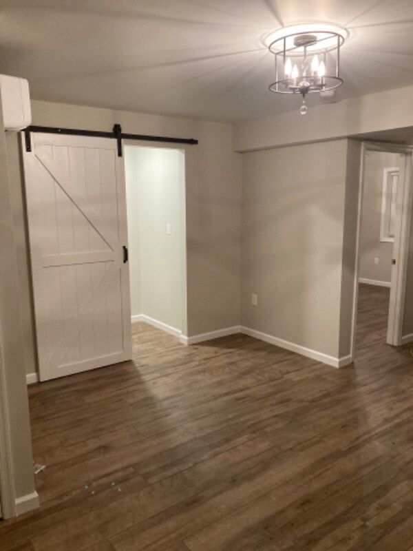 Building Photo - 1050 Stonybridge or Stoneybridge Dr