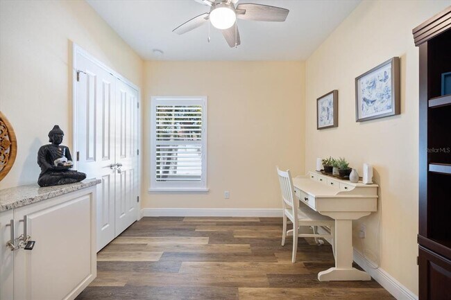 Building Photo - 2339 Datura St