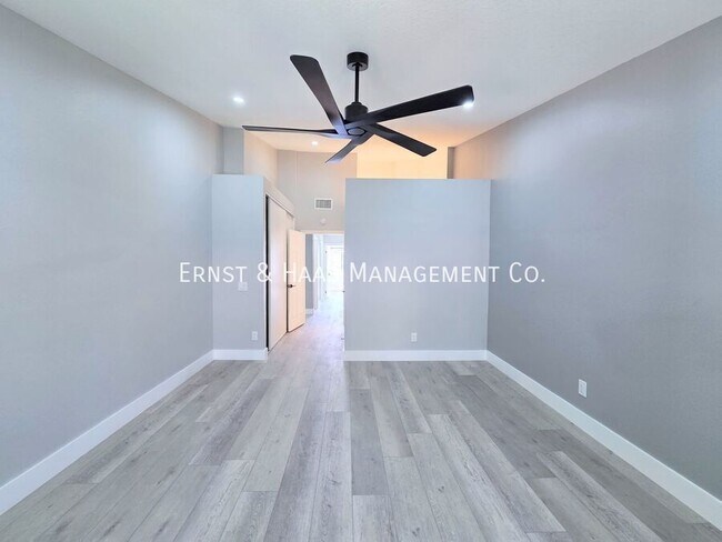 Building Photo - 16810 Picadilly Ln