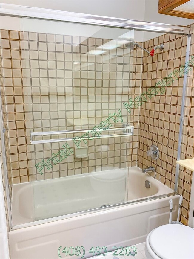 Building Photo - 357 W Rincon Ave