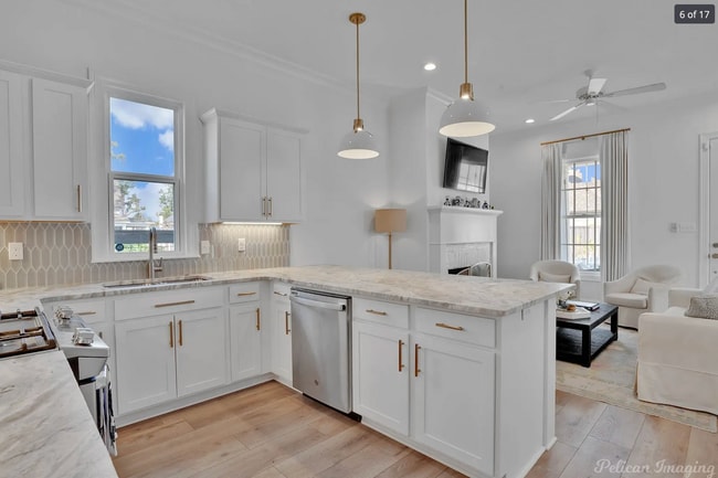 Building Photo - 2061 Woodberry Ave